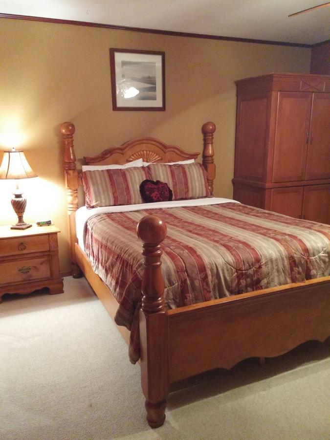 A Hyde Away Inn B&B Tok Esterno foto