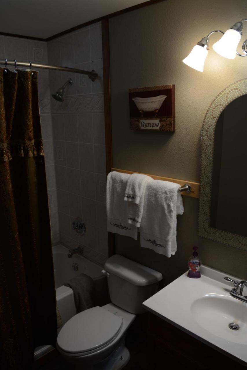 A Hyde Away Inn B&B Tok Esterno foto